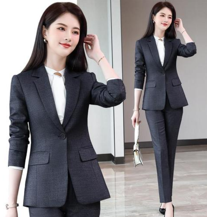 穿西裝配短裙，擋不住少女身材